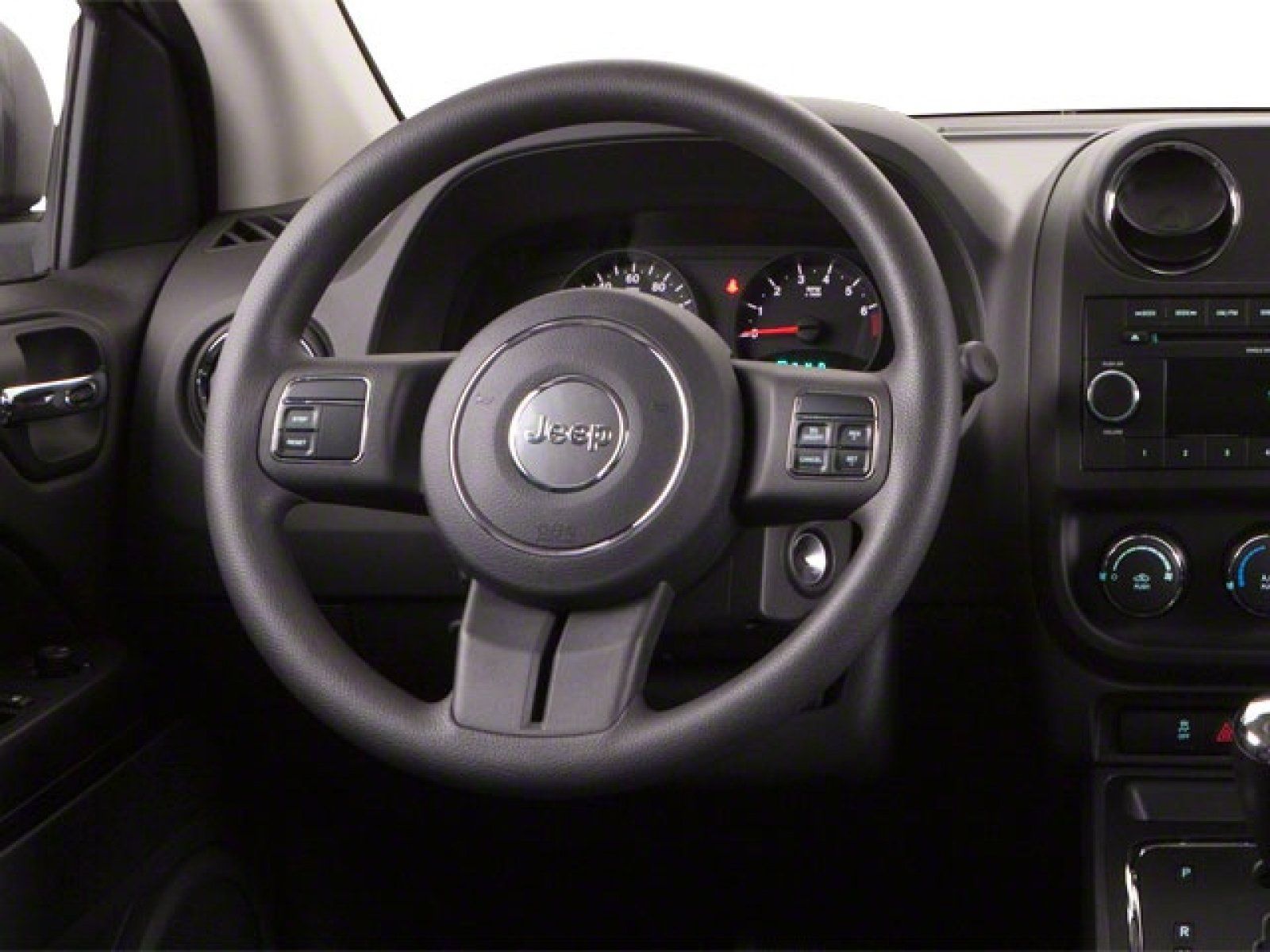 Used 2013 Jeep Compass Limited w/ Sun/Sound Group AWD/4WD image 5