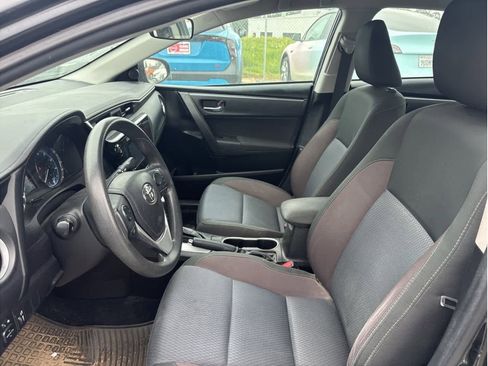 Used 2019 Toyota Corolla LE image 12