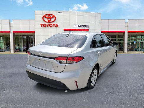 Used 2026 Toyota Corolla LE FWD image 3