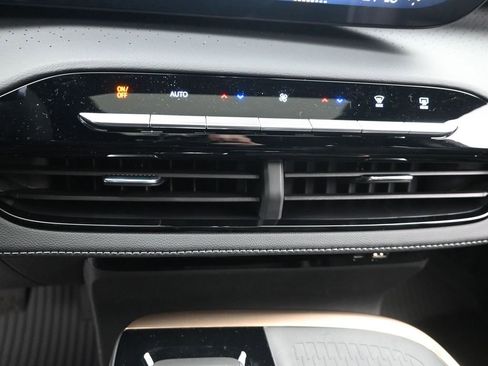 New 2026 Buick Enclave Avenir w/ Super Cruise Package image 23