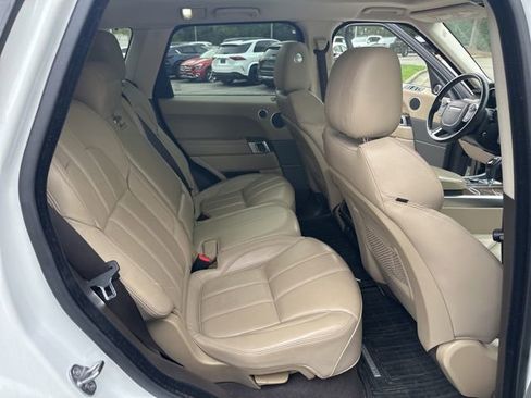 Used 2016 Land Rover Range Rover Sport HSE image 15