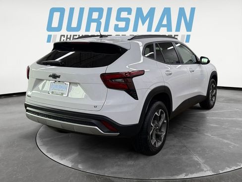 Used 2025 Chevrolet Trax LT w/ Driver Confidence Package image 6