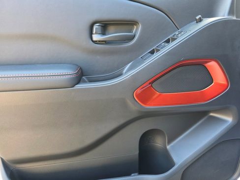 New 2026 Nissan Frontier PRO-4X w/ Pro-4x Convenience Package image 17