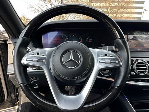 Used 2019 Mercedes-Benz S 560 4MATIC Sedan image 26