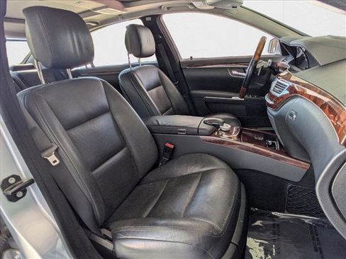 Used 2010 Mercedes-Benz S 550 image 21