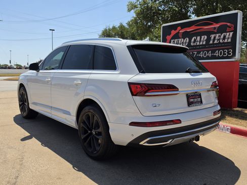 Used 2020 Audi Q7 3.0T Premium Plus w/ Premium Plus Package AWD/4WD image 3