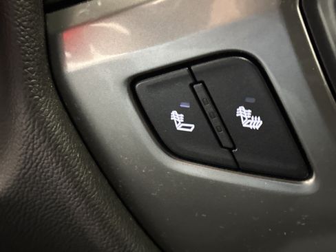 Used 2018 Chevrolet Silverado 1500 LT w/ All Star Edition image 33