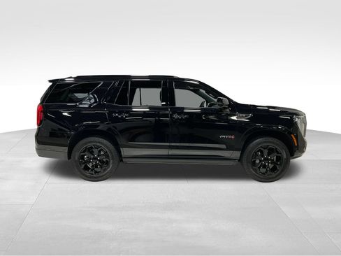 Used 2025 GMC Yukon AT4 w/ AT4 Premium Package AWD/4WD image 4