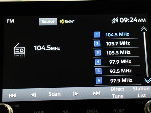 Used 2024 Mitsubishi Eclipse Cross SEL image 16