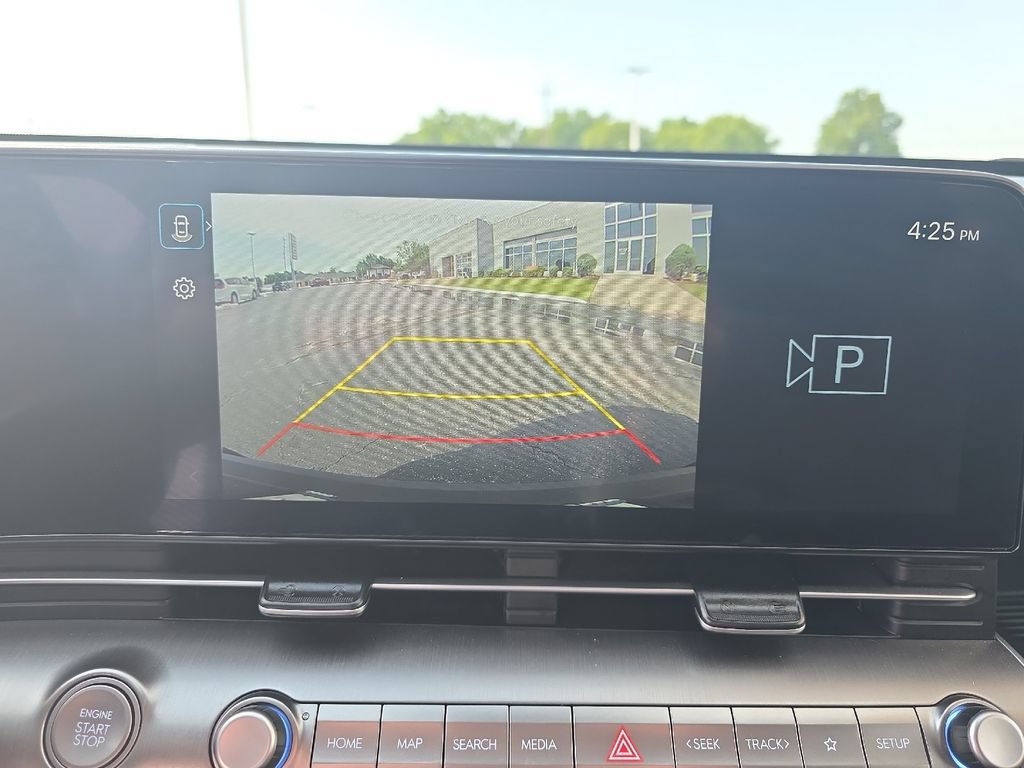 Used 2025 Hyundai Kona SEL FWD image 29