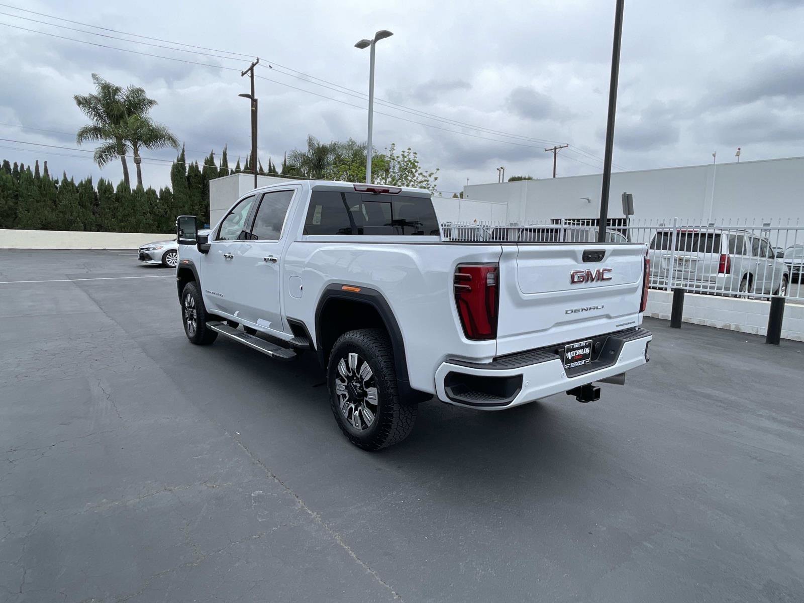 New 2026 GMC Sierra 2500 Denali w/ Max Trailering Package AWD/4WD image 7