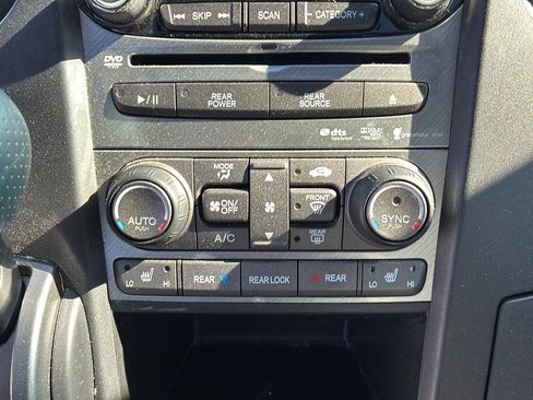 Used 2015 Honda Pilot Touring image 22