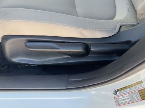 Used 2019 Honda Civic LX image 14