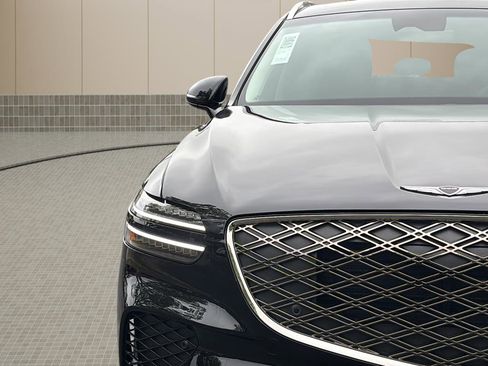 Certified 2026 Genesis GV70 2.5T AWD/4WD image 44