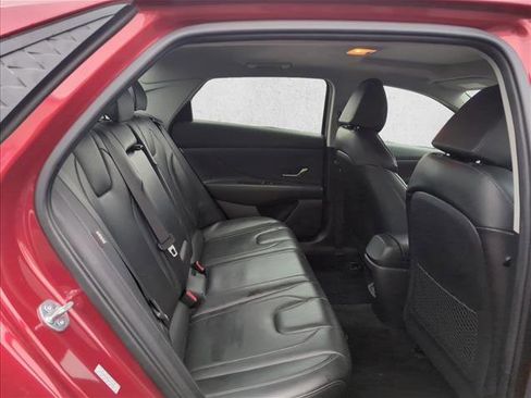 Used 2024 Hyundai Elantra Limited image 20