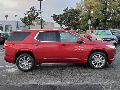 Used 2021 Chevrolet Traverse High Country image 5