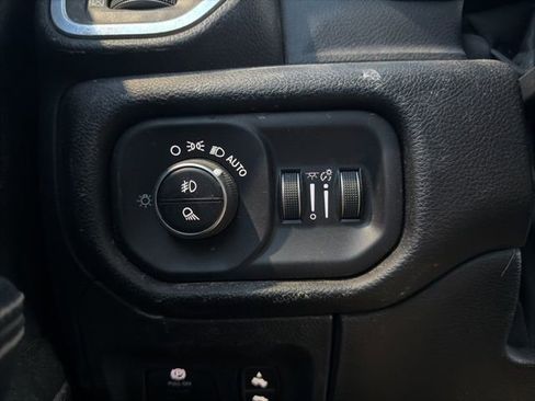 Used 2020 RAM 1500 Laramie image 24