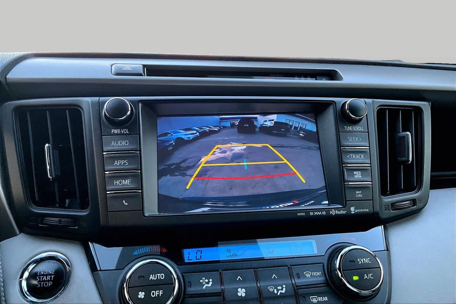 Used 2017 Toyota RAV4 XLE AWD/4WD image 29