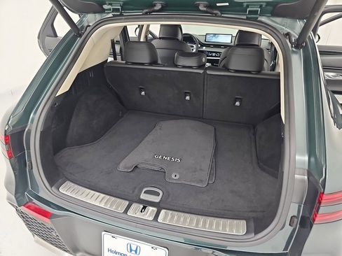 Used 2023 Genesis GV70 2.5T w/ Select Package image 21