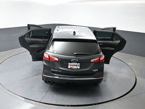 Used 2018 Chevrolet Equinox LT FWD image 33