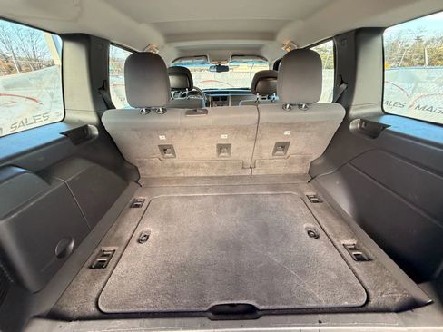 Used 2012 Jeep Liberty Sport w/ Driver Convenience Group image 20