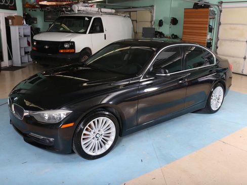 Used 2013 BMW 328i xDrive Sedan image 15
