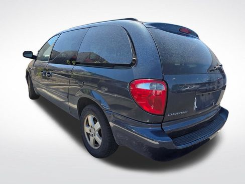 Used 2007 Dodge Grand Caravan SXT w/ Leather Interior Group FWD image 5