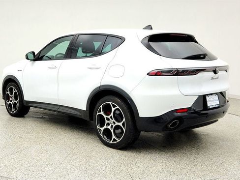 Used 2024 Alfa Romeo Tonale Veloce AWD/4WD image 7