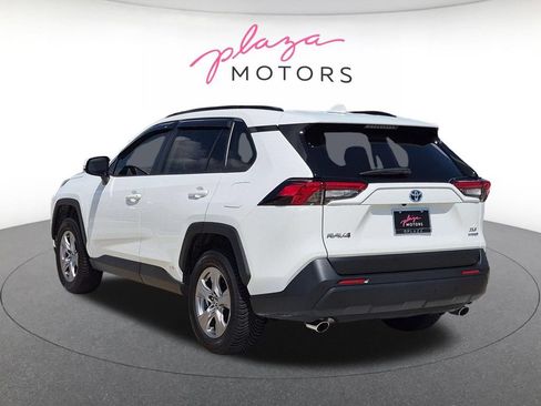 Used 2023 Toyota RAV4 XLE AWD/4WD image 7
