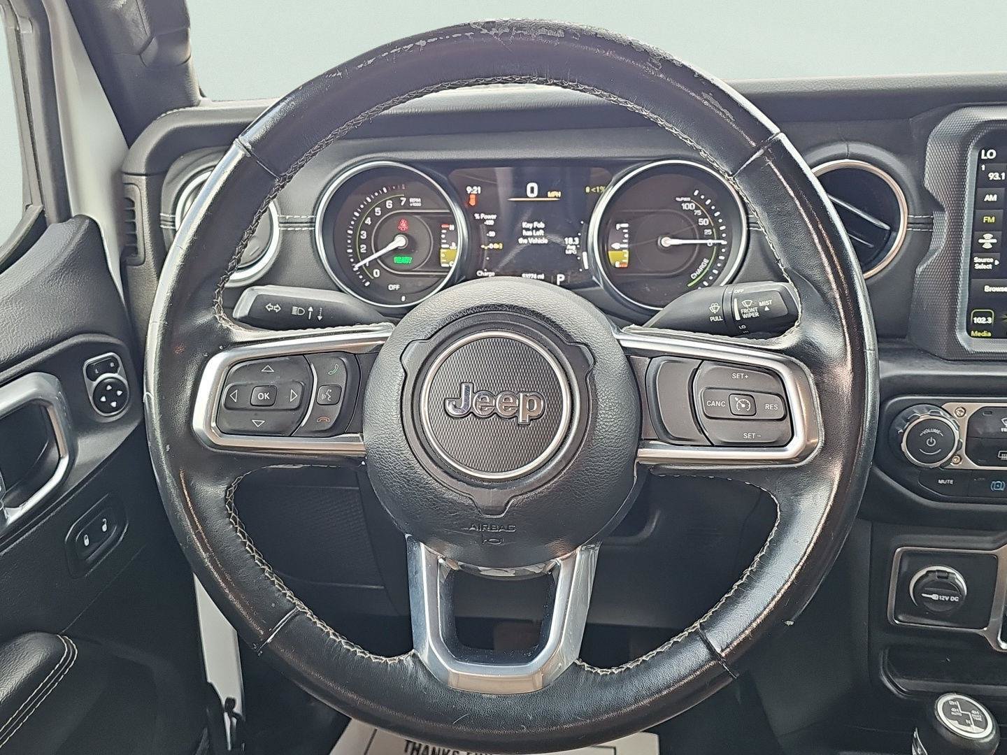 Used 2022 Jeep Wrangler Unlimited Sahara AWD/4WD image 16