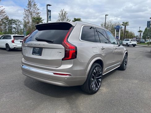 Certified 2025 Volvo XC90 T8 Ultra AWD/4WD image 7