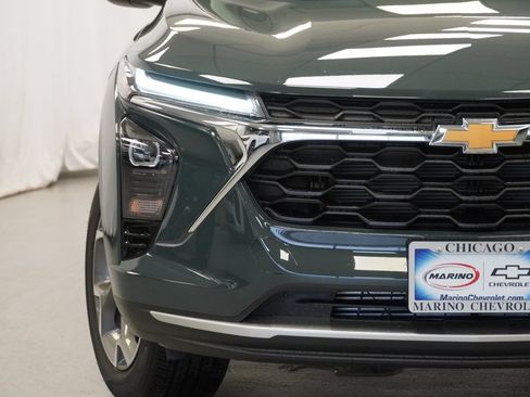 New 2026 Chevrolet Trax LT w/ Driver Confidence Package FWD image 31