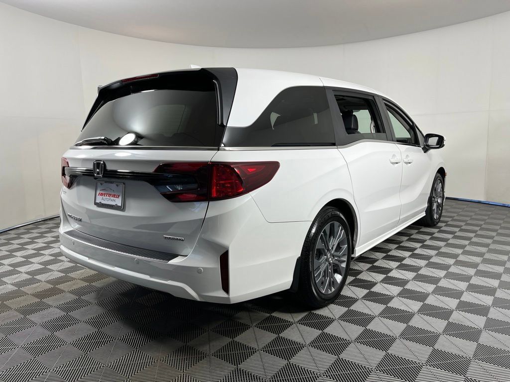 Certified 2026 Honda Odyssey Touring image 22