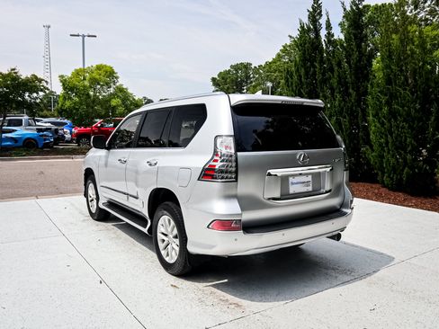 Used 2019 Lexus GX 460 Premium AWD/4WD image 9
