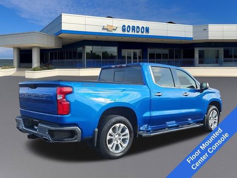 Used 2023 Chevrolet Silverado 1500 LTZ w/ LTZ Premium Package image 9