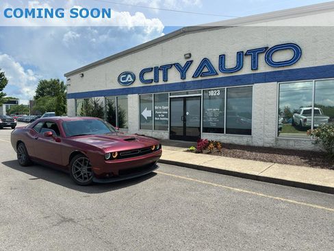 Used 2019 Dodge Challenger R/T w/ Driver Convenience Group RWD image 1