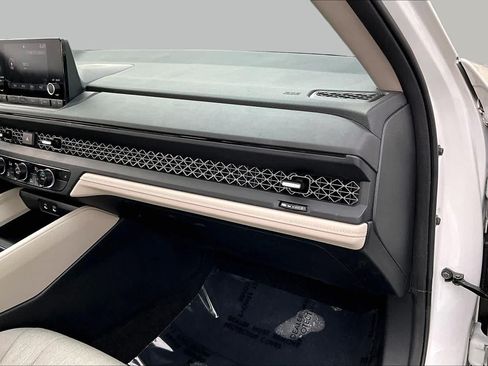 Used 2023 Honda Accord EX image 18