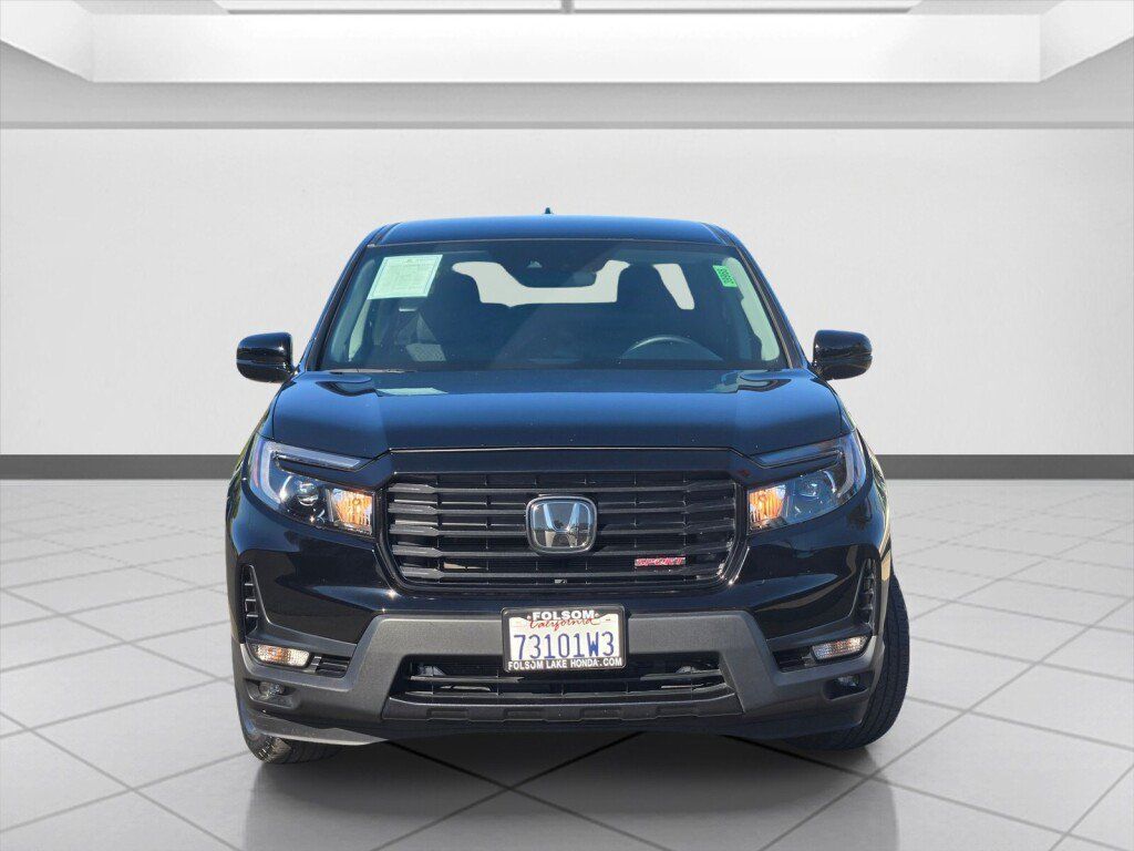 Certified 2023 Honda Ridgeline Sport image 2