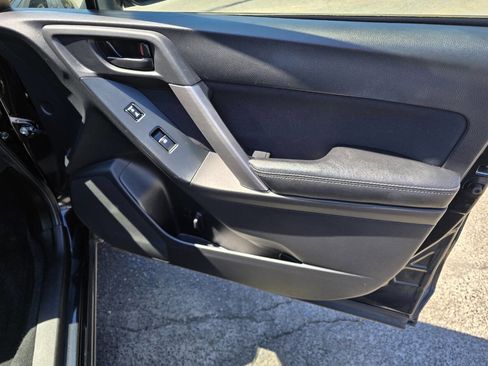 Used 2016 Subaru Forester 2.5i Premium w/ All-Weather Package image 33