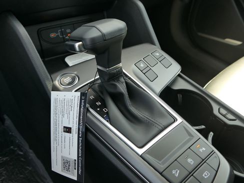 New 2026 Kia Sportage EX image 22