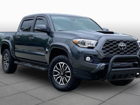 Used 2023 Toyota Tacoma TRD Sport w/ Advanced Technology Package AWD/4WD image 3