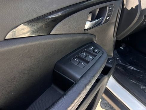 Used 2020 Honda Pilot Touring image 11