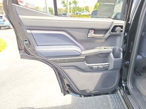 New 2026 Toyota 4Runner 4WD image 8