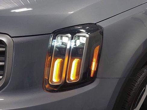New 2025 Kia Telluride S image 36