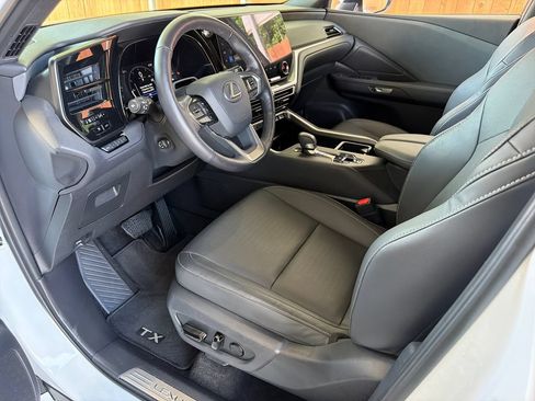 Used 2025 Lexus TX 350 FWD w/ Technology Package image 2