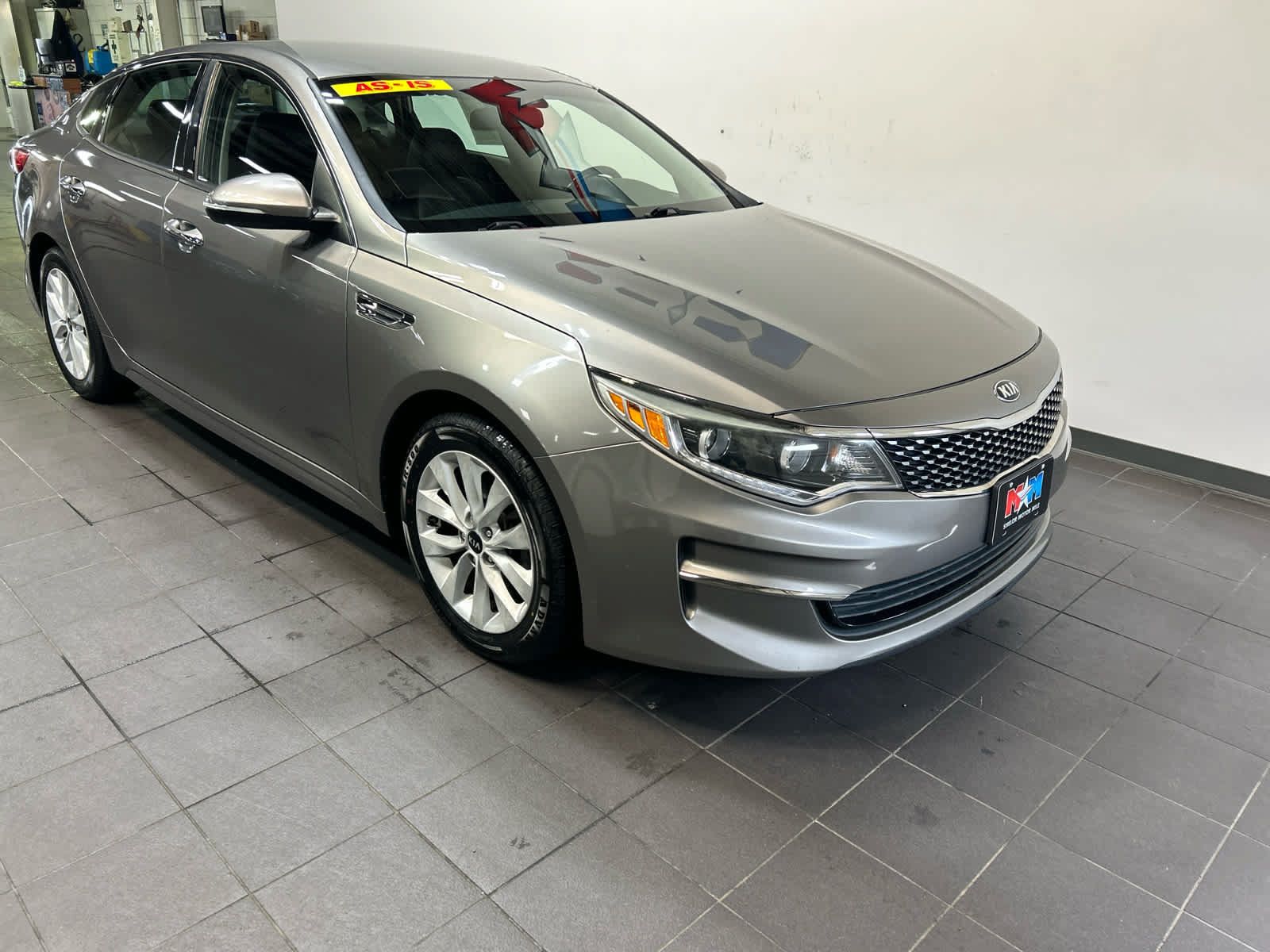 Used 2016 Kia Optima EX FWD image 2