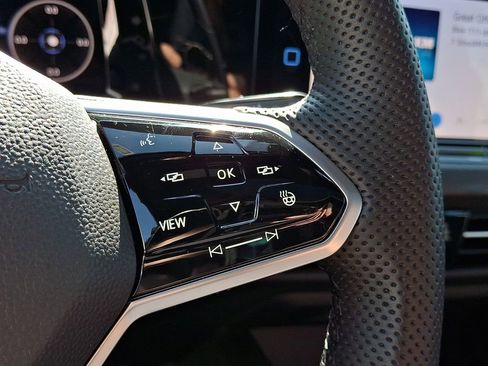 Used 2022 Volkswagen GTI Autobahn FWD image 22