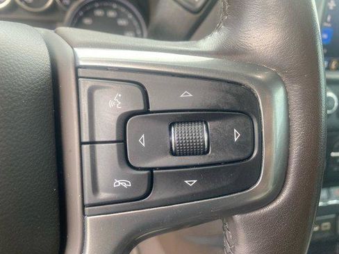 Used 2022 Chevrolet Silverado 2500 LTZ w/ LTZ Convenience Package image 16