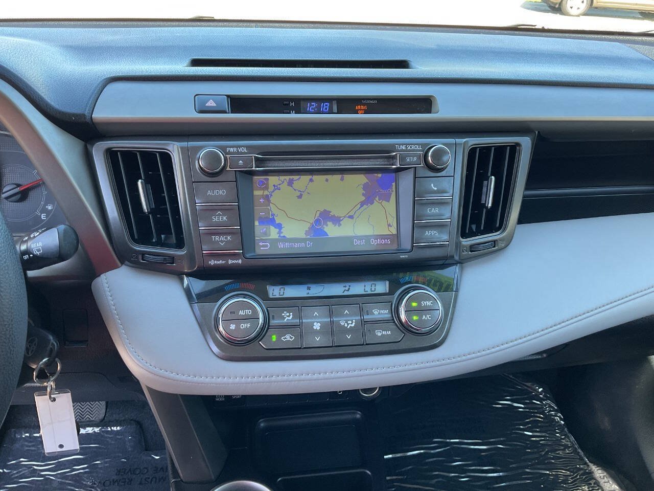 Used 2013 Toyota RAV4 XLE AWD/4WD image 22