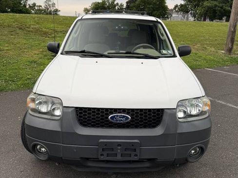 Used 2005 Ford Escape XLT AWD/4WD image 8